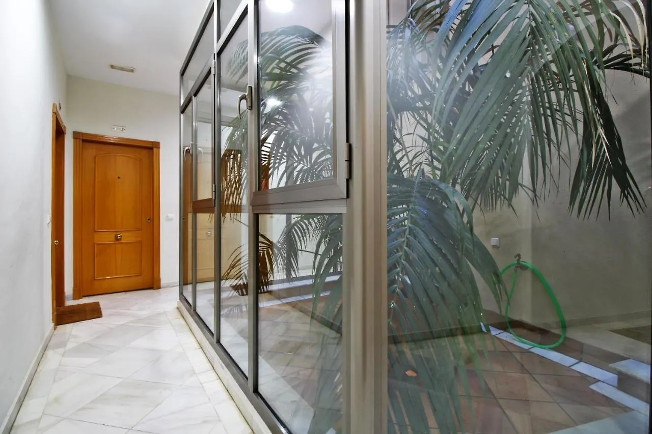 Del Parque Flats - Catedral Apartment Malaga Spain